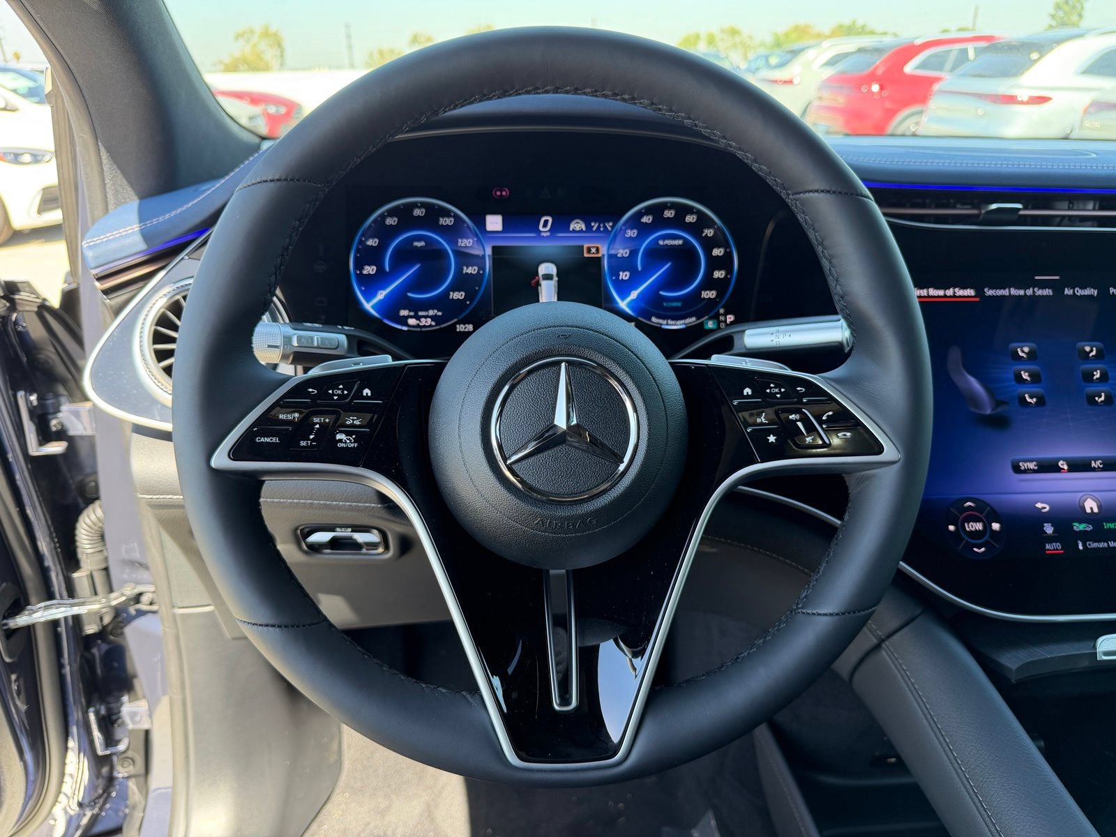 New 2026 Mercedes-Benz EQS 550 4MATIC SUV image 21