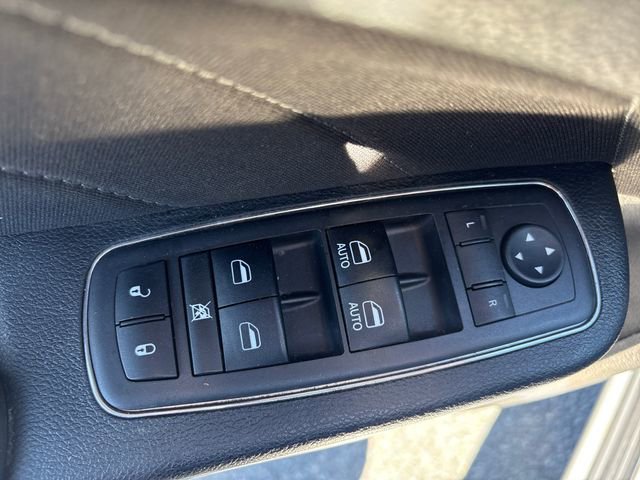 Used 2018 Dodge Charger SXT Plus RWD image 16