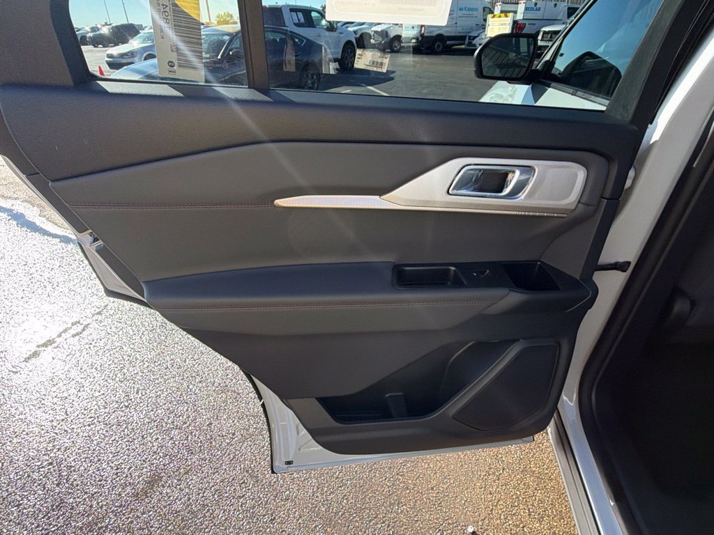 New 2027 Ford Explorer Active AWD/4WD image 22