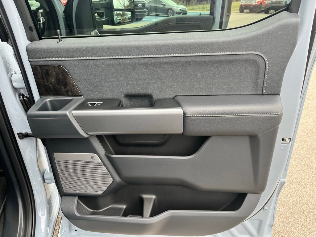 New 2026 Ford F250 Lariat w/ Chrome Package image 8