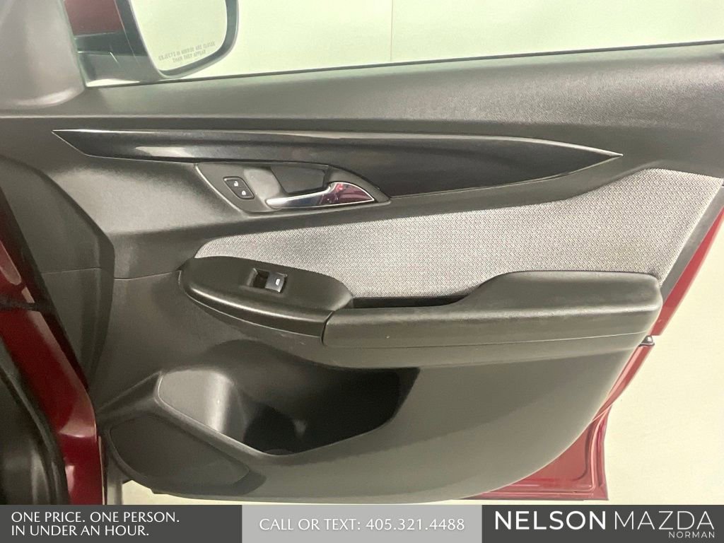 Used 2024 Chevrolet TrailBlazer LT w/ Driver Confidence Package FWD image 20