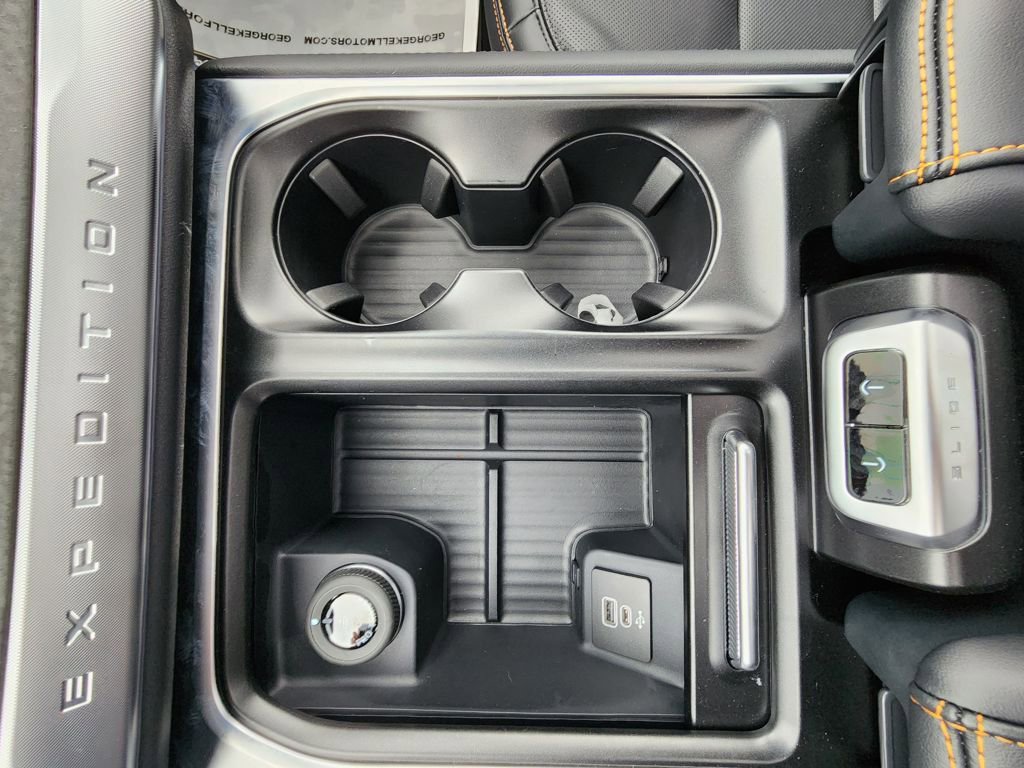 New 2026 Ford Expedition Tremor image 31