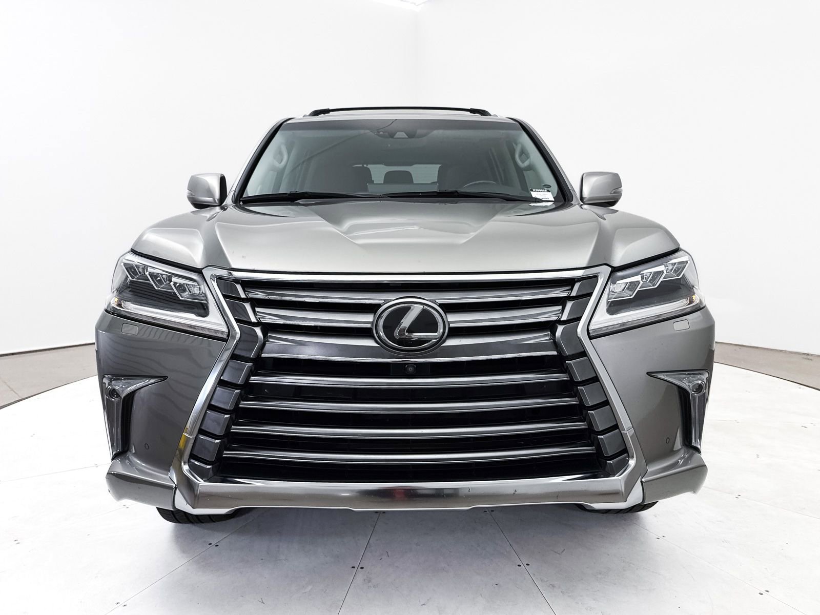Used 2018 Lexus LX 570 4WD w/ Luxury Package image 15