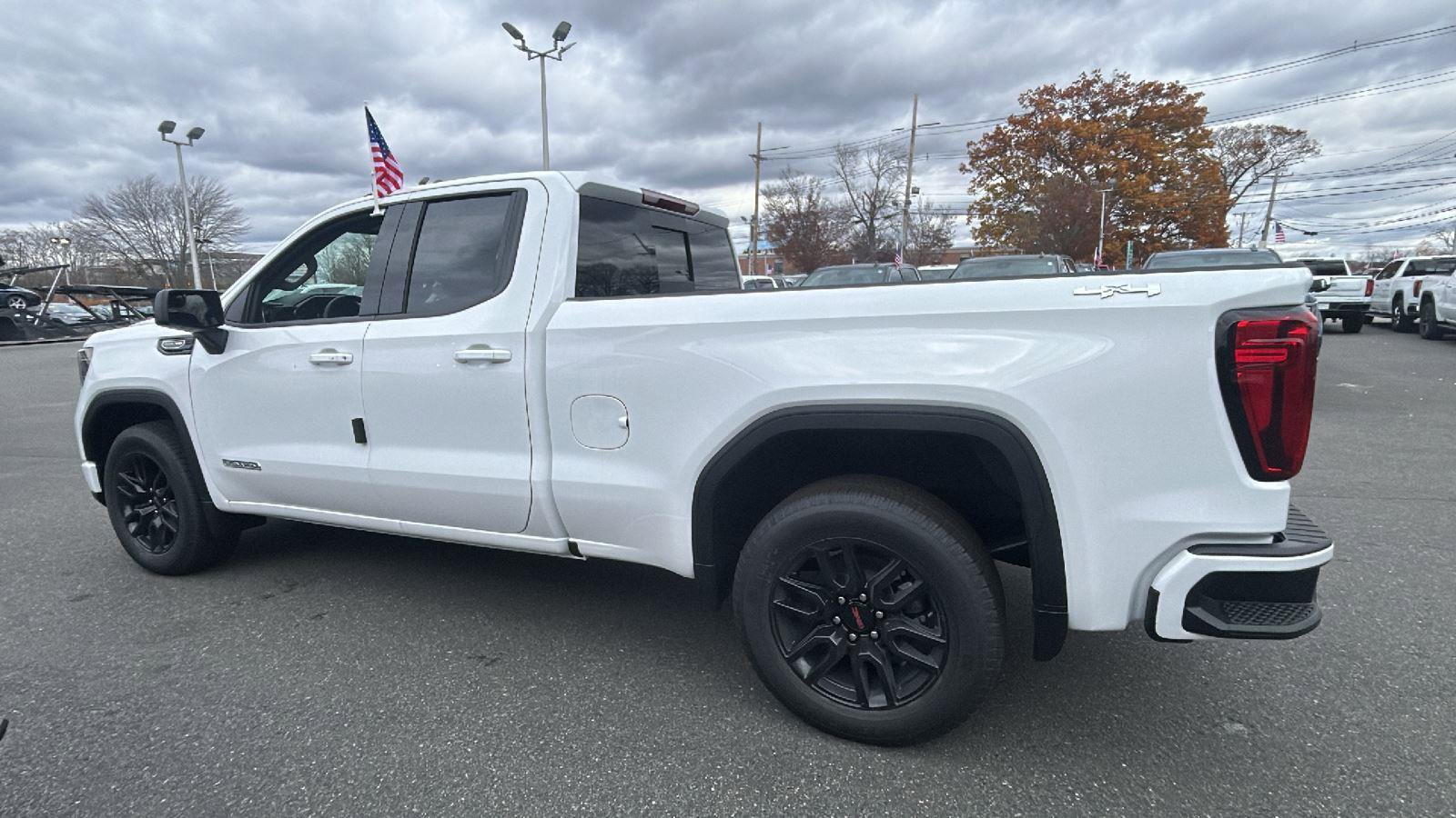 New 2025 GMC Sierra 1500 Elevation w/ Preferred Package image 4