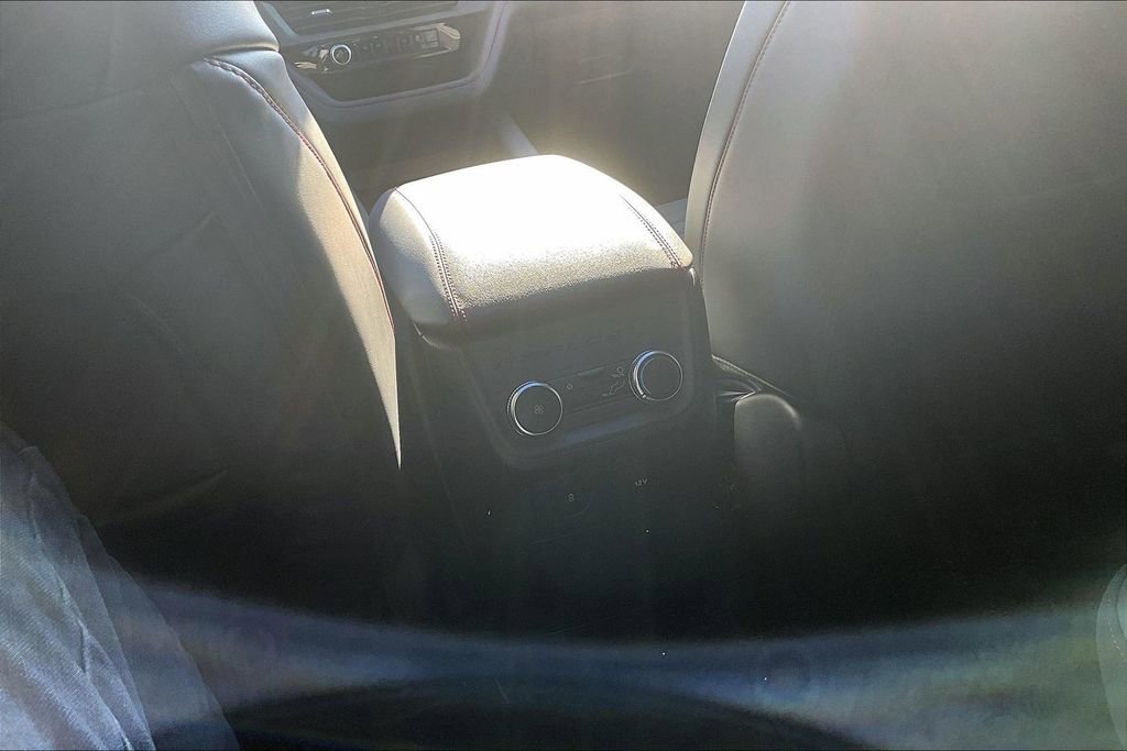 New 2026 Ford Explorer ST-Line image 15