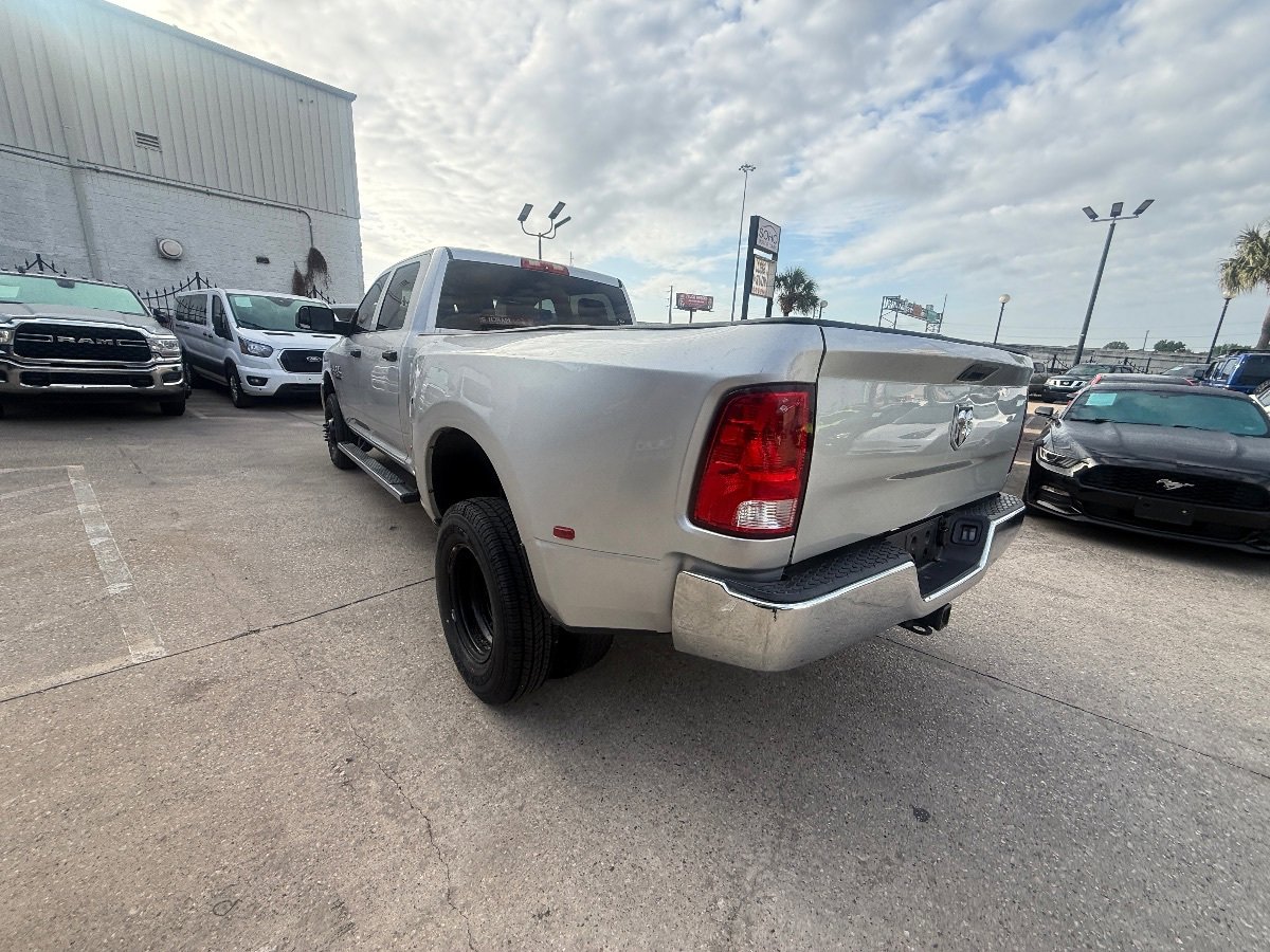 Used 2018 RAM 3500 Tradesman w/ Chrome Appearance Group AWD/4WD image 8