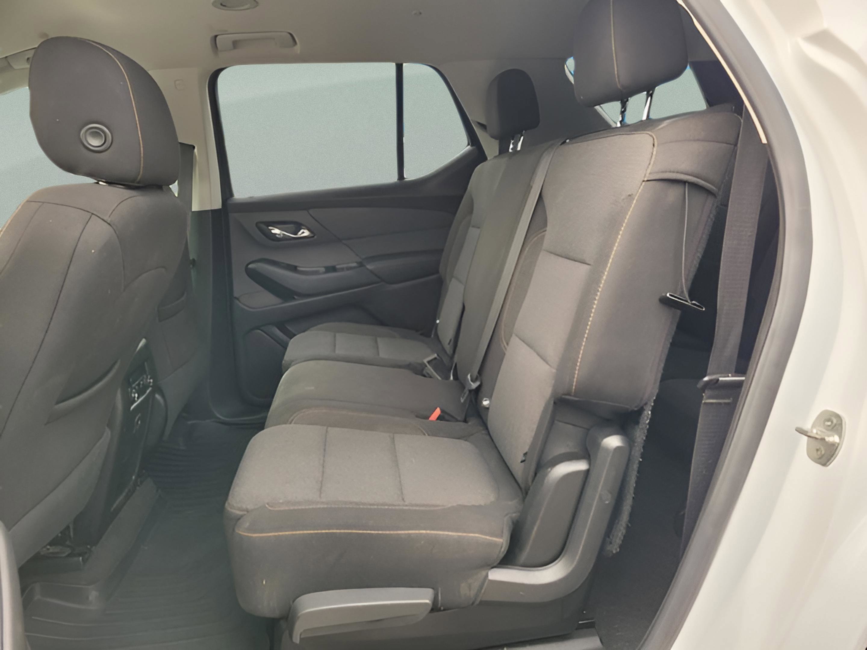 Used 2019 Chevrolet Traverse LT image 22