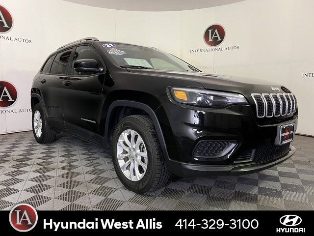 Used 2021 Jeep Cherokee Latitude image 1