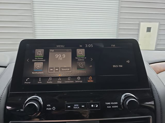 Used 2024 Nissan Armada SL w/ Captain's Chairs Package image 33