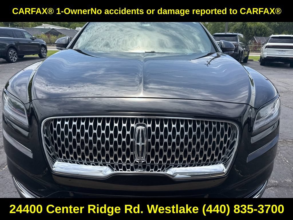 Used 2022 Lincoln Nautilus Reserve AWD/4WD image 2