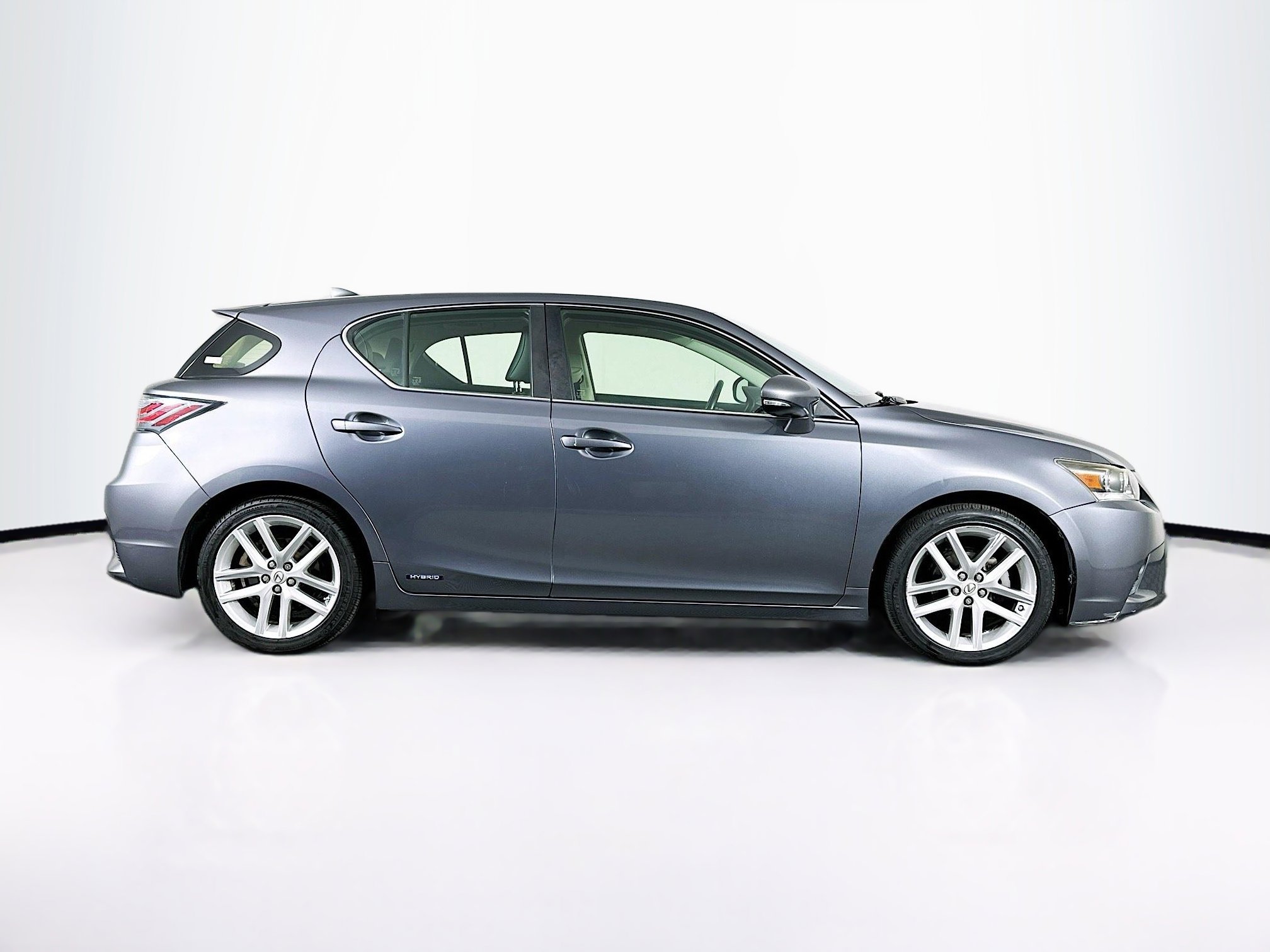 Used 2017 Lexus CT 200h w/ Accessory Package 2 image 10