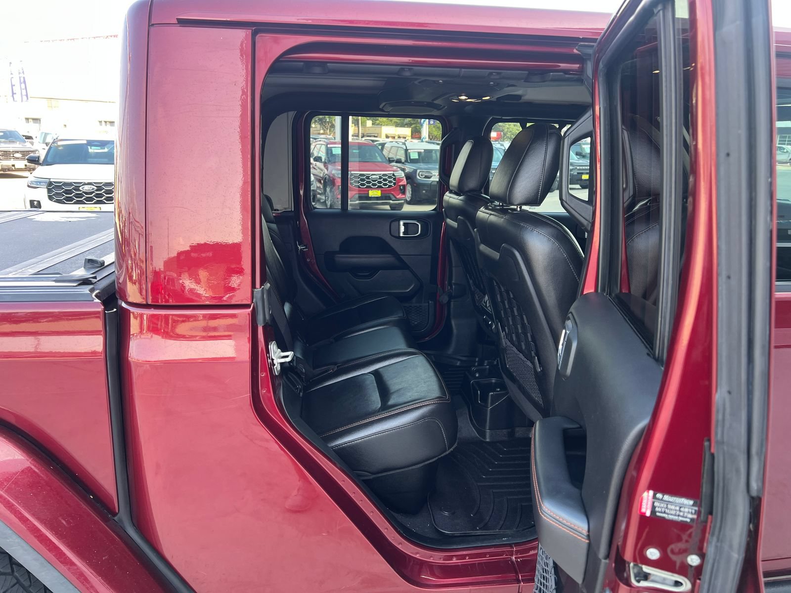 Used 2021 Jeep Gladiator Mojave AWD/4WD image 12
