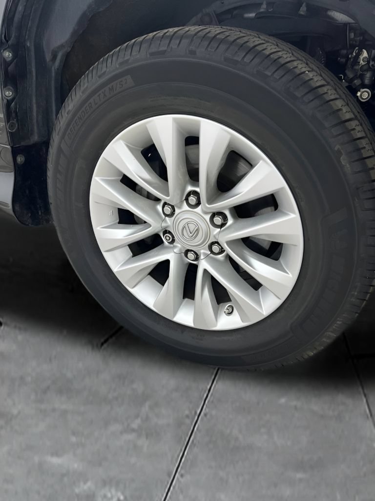 Used 2016 Lexus GX 460 w/ Premium Package AWD/4WD image 19