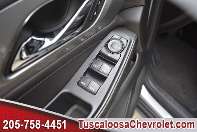 Used 2023 Chevrolet Traverse LT FWD image 18