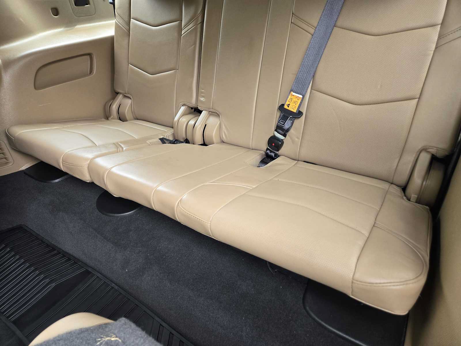 Used 2019 Cadillac Escalade ESV Platinum AWD/4WD image 30