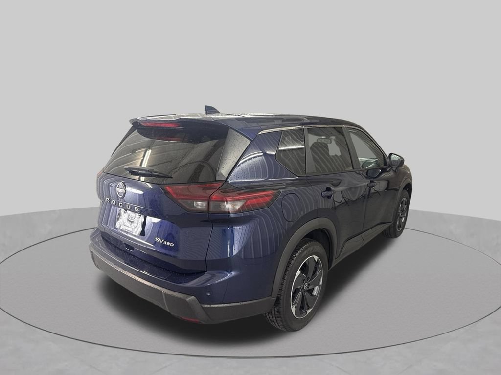 Used 2024 Nissan Rogue SV AWD/4WD image 5