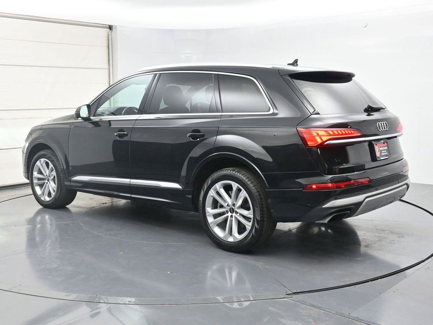 Used 2025 Audi Q7 3.0T Premium Plus AWD/4WD image 25