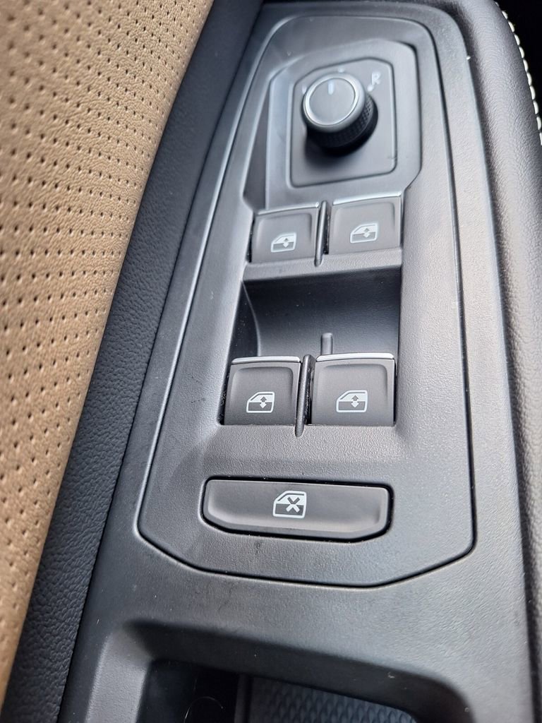 New 2026 Volkswagen Atlas Cross Sport SE image 20