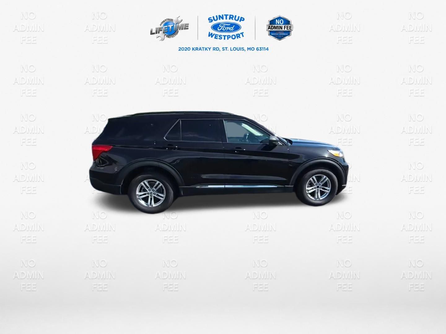 Used 2023 Ford Explorer XLT AWD/4WD image 2