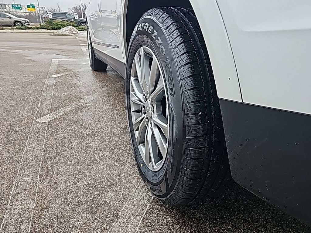 Used 2023 Cadillac XT5 Premium Luxury image 46