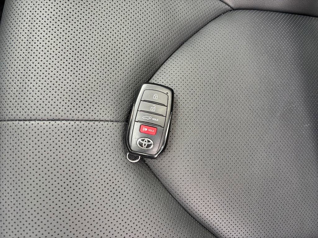 Used 2024 Toyota Grand Highlander Platinum image 33