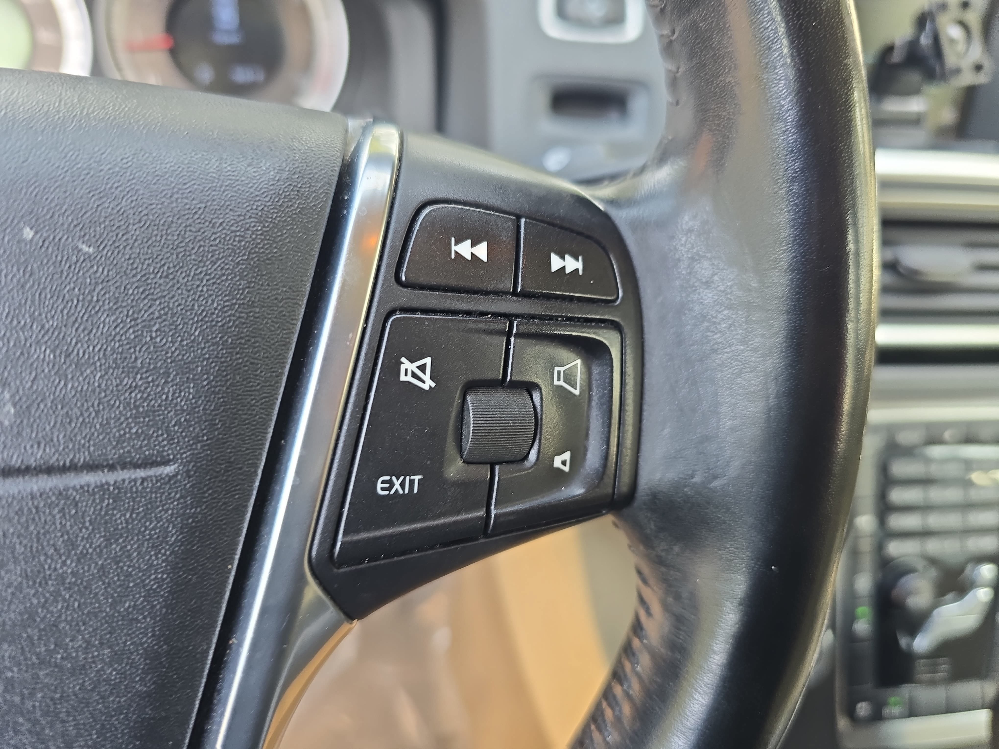 Used 2013 Volvo S60 T5 FWD image 17