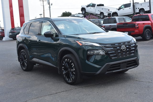 New 2026 Nissan Rogue Dark Armor FWD image 3