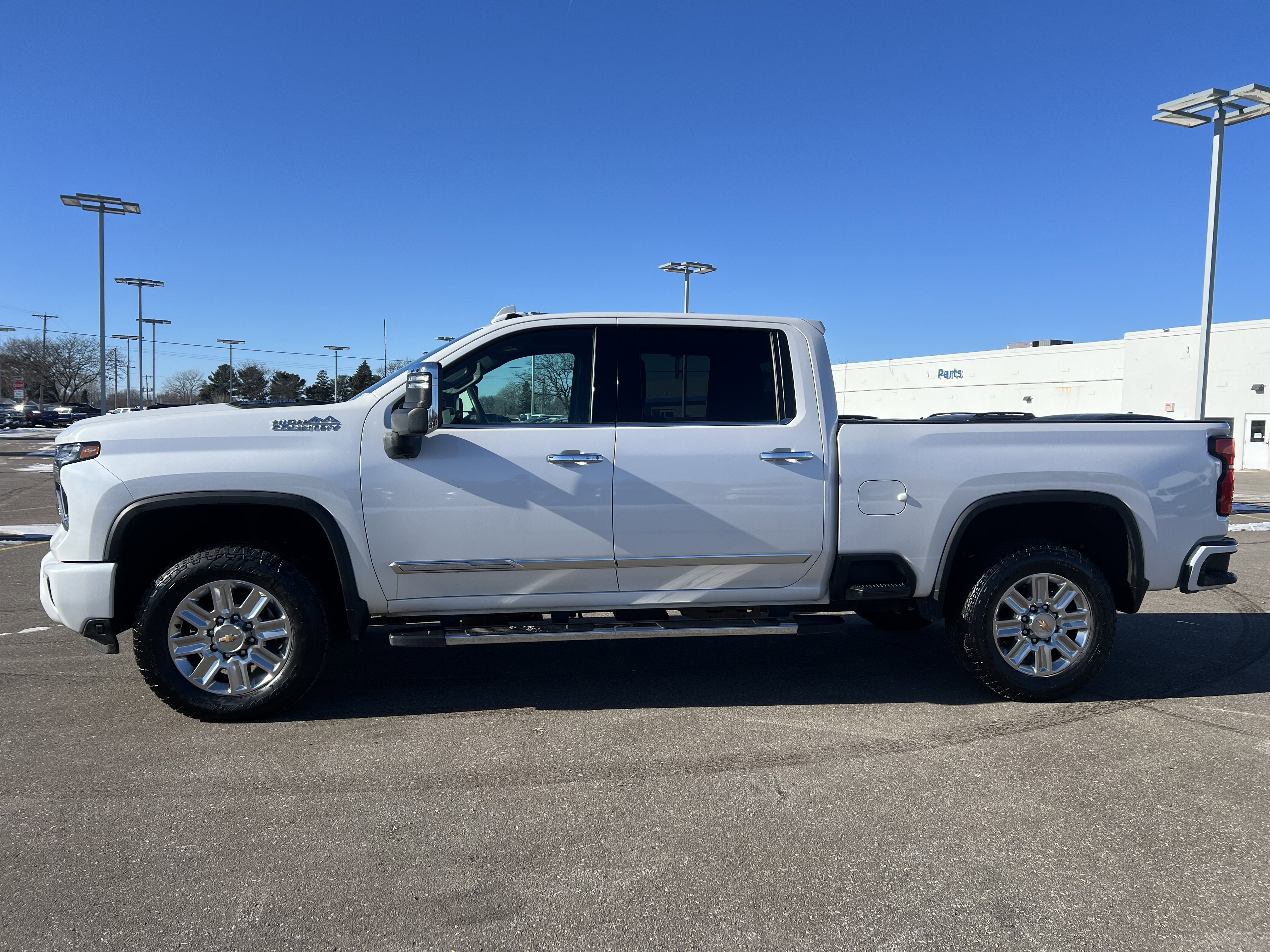 Certified 2024 Chevrolet Silverado 3500 High Country w/ Technology Package image 4