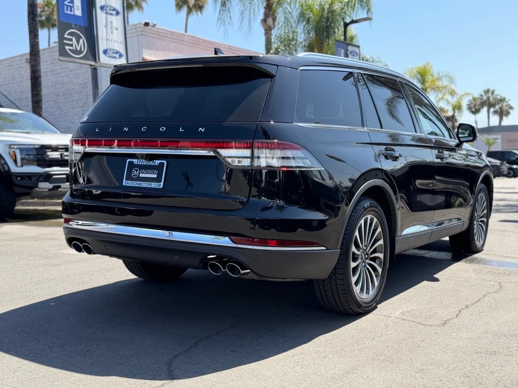 Used 2022 Lincoln Aviator Reserve AWD/4WD image 12