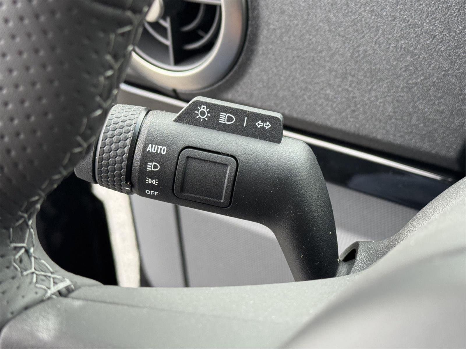 New 2025 INEOS Grenadier Station Wagon AWD/4WD image 29