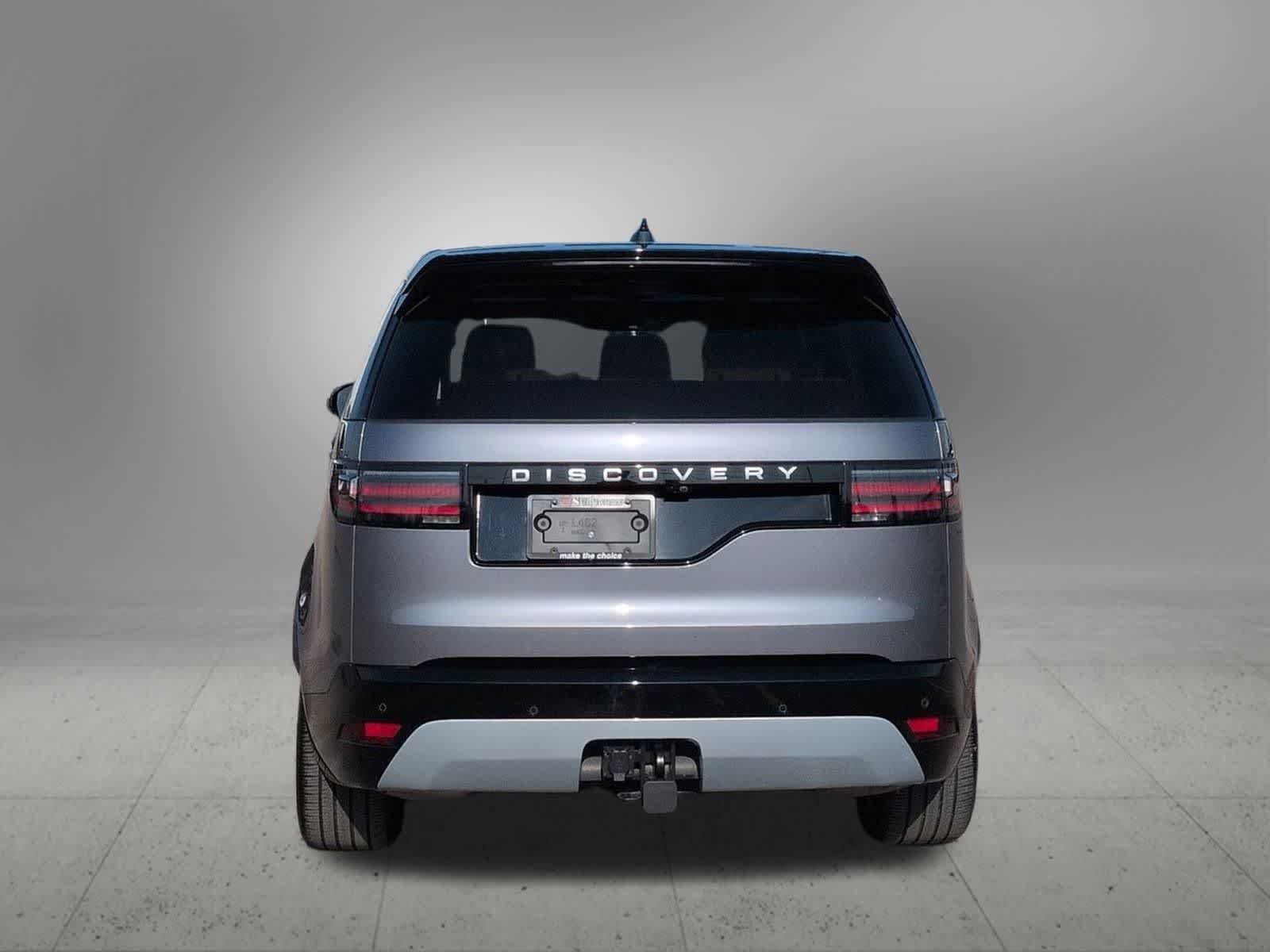 Used 2025 Land Rover Discovery Metropolitan Edition AWD/4WD image 5