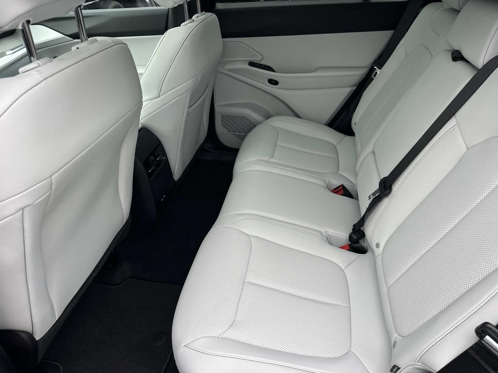 New 2026 Jeep Cherokee Limited AWD/4WD image 16