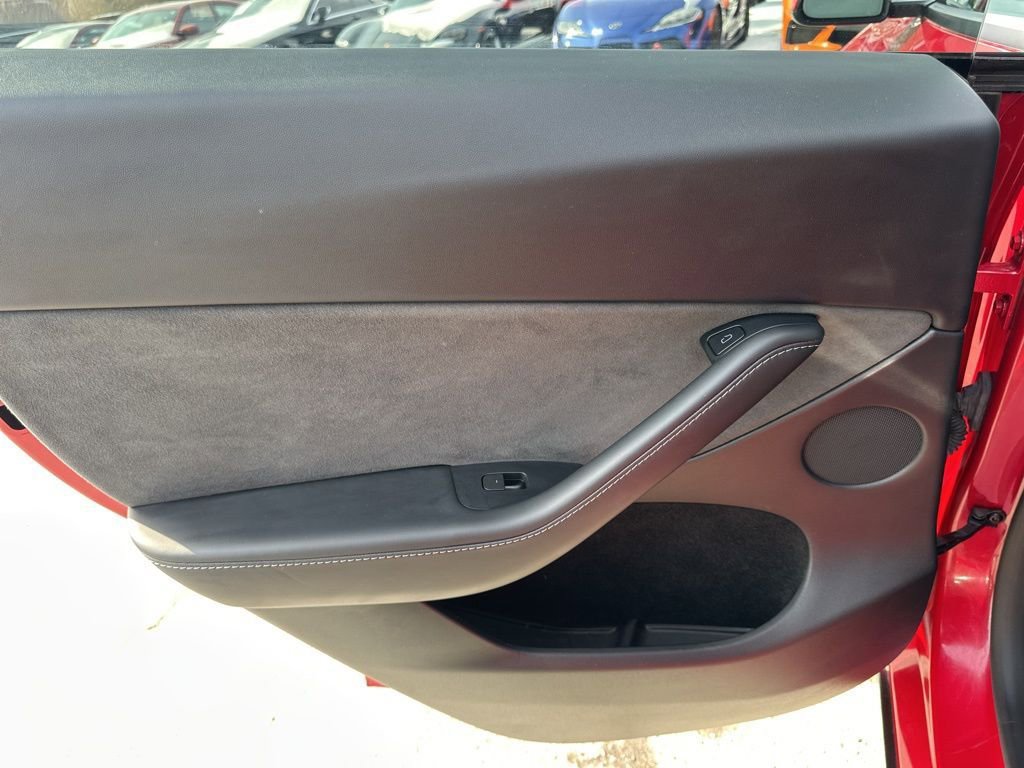 Used 2023 Tesla Model Y Long Range image 28