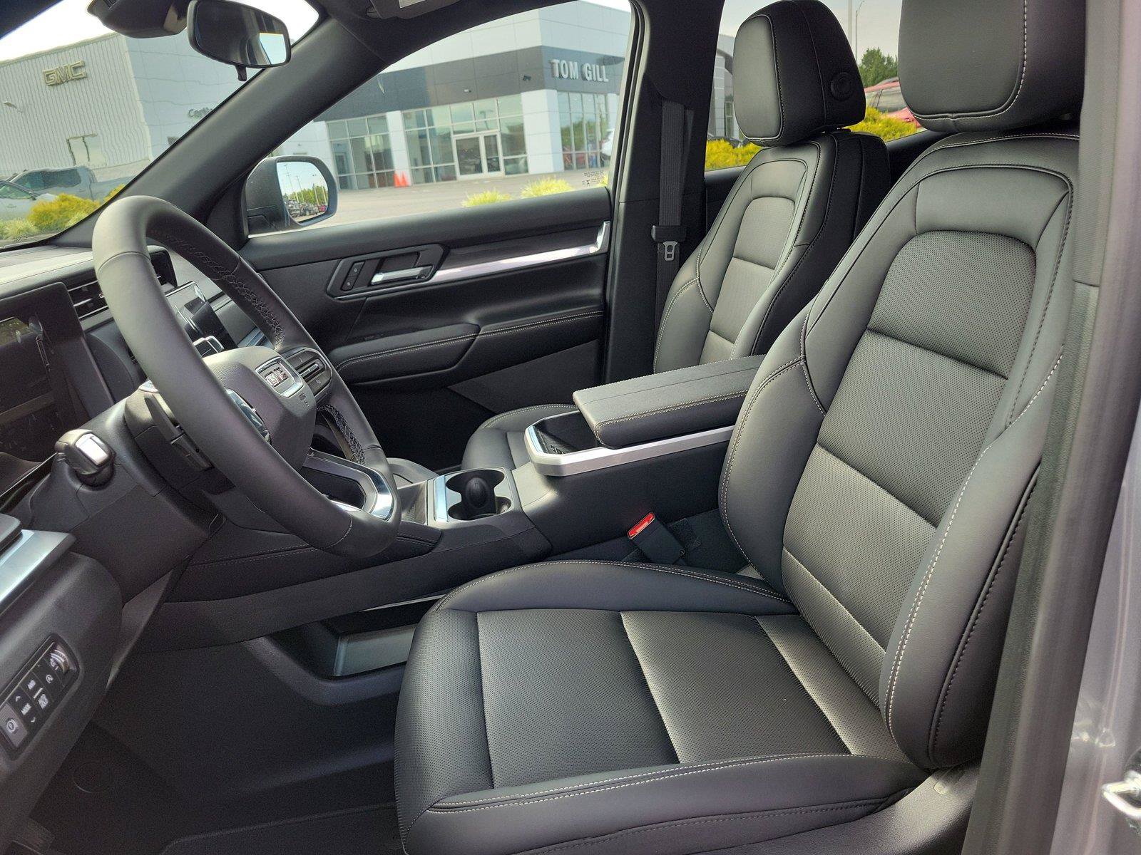 New 2027 GMC Terrain Elevation w/ Elevation Premium Package AWD/4WD image 18