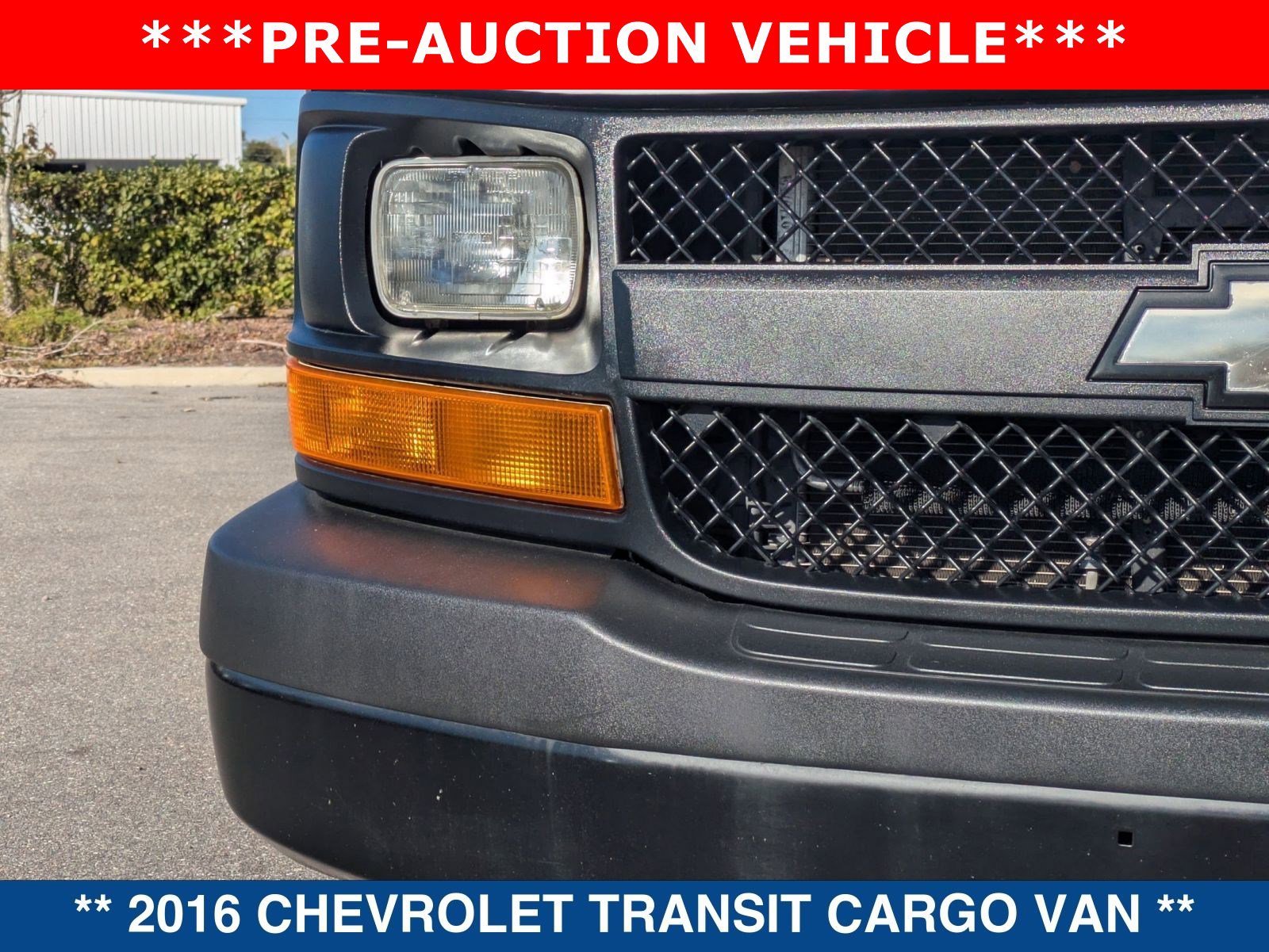 Used 2016 Chevrolet Express 2500 image 9