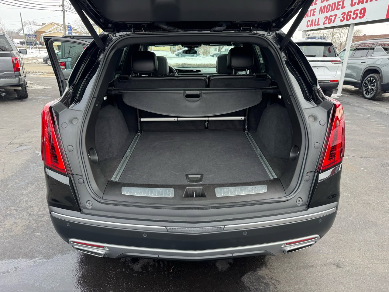 Used 2025 Cadillac XT5 Premium Luxury image 25