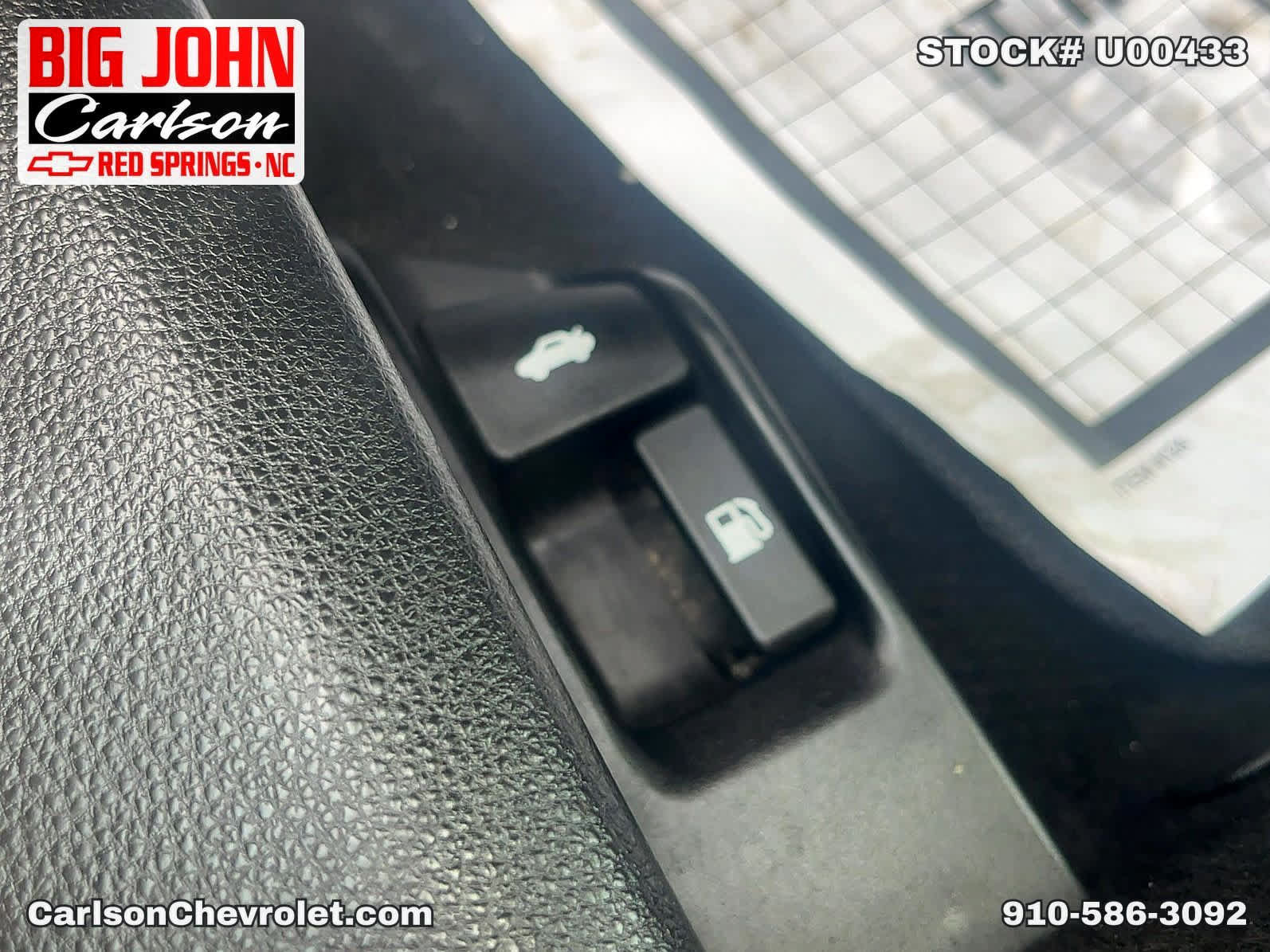 Used 2020 Toyota Corolla LE FWD image 16