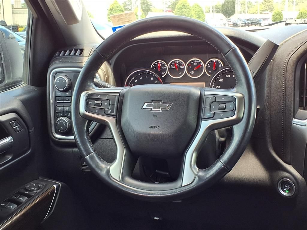 Used 2019 Chevrolet Silverado 1500 RST AWD/4WD image 11