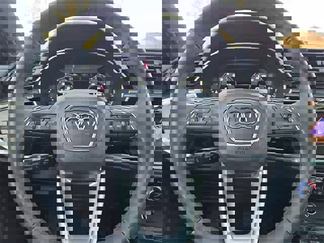 Used 2025 Audi Q3 2.0T Premium w/ Convenience Package image 21