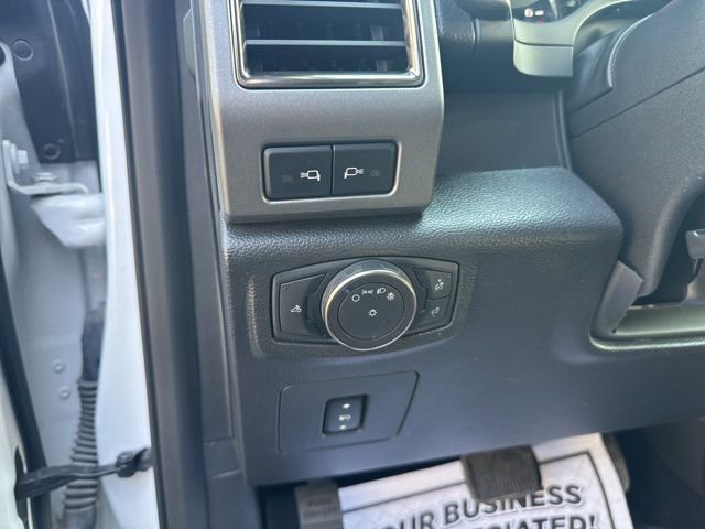 Used 2018 Ford F150 Raptor w/ Equipment Group 801A Mid image 8