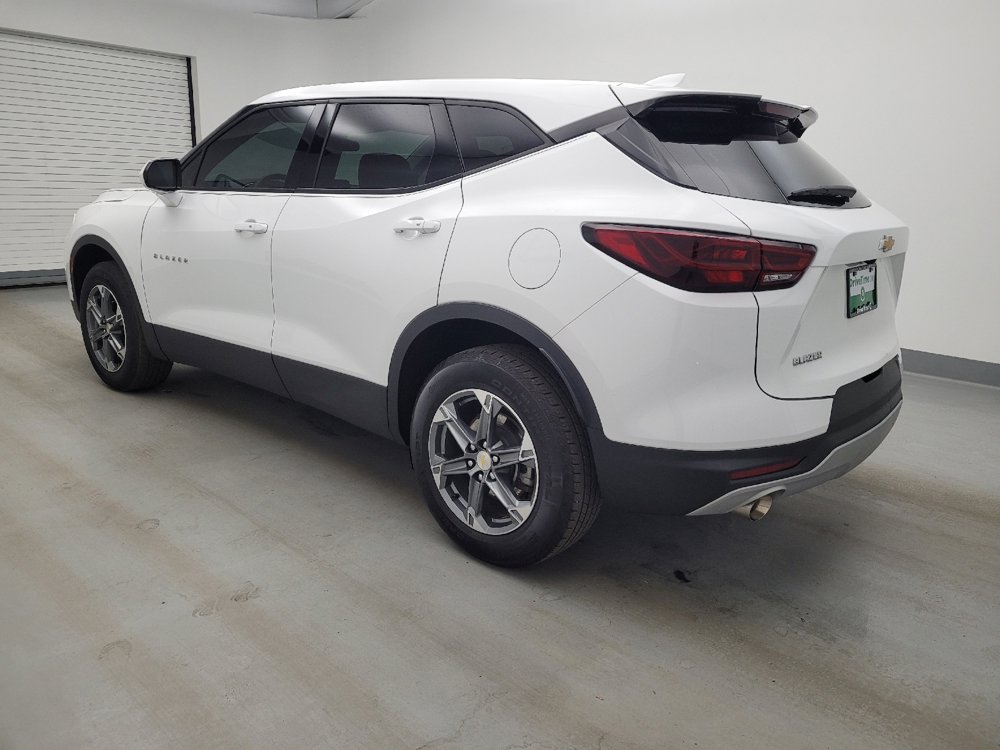 Used 2024 Chevrolet Blazer LT FWD image 3