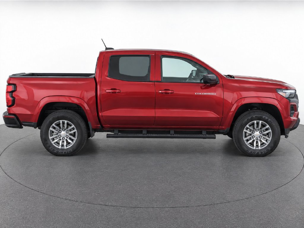 Used 2025 Chevrolet Colorado LT w/ LT Convenience Package RWD image 8