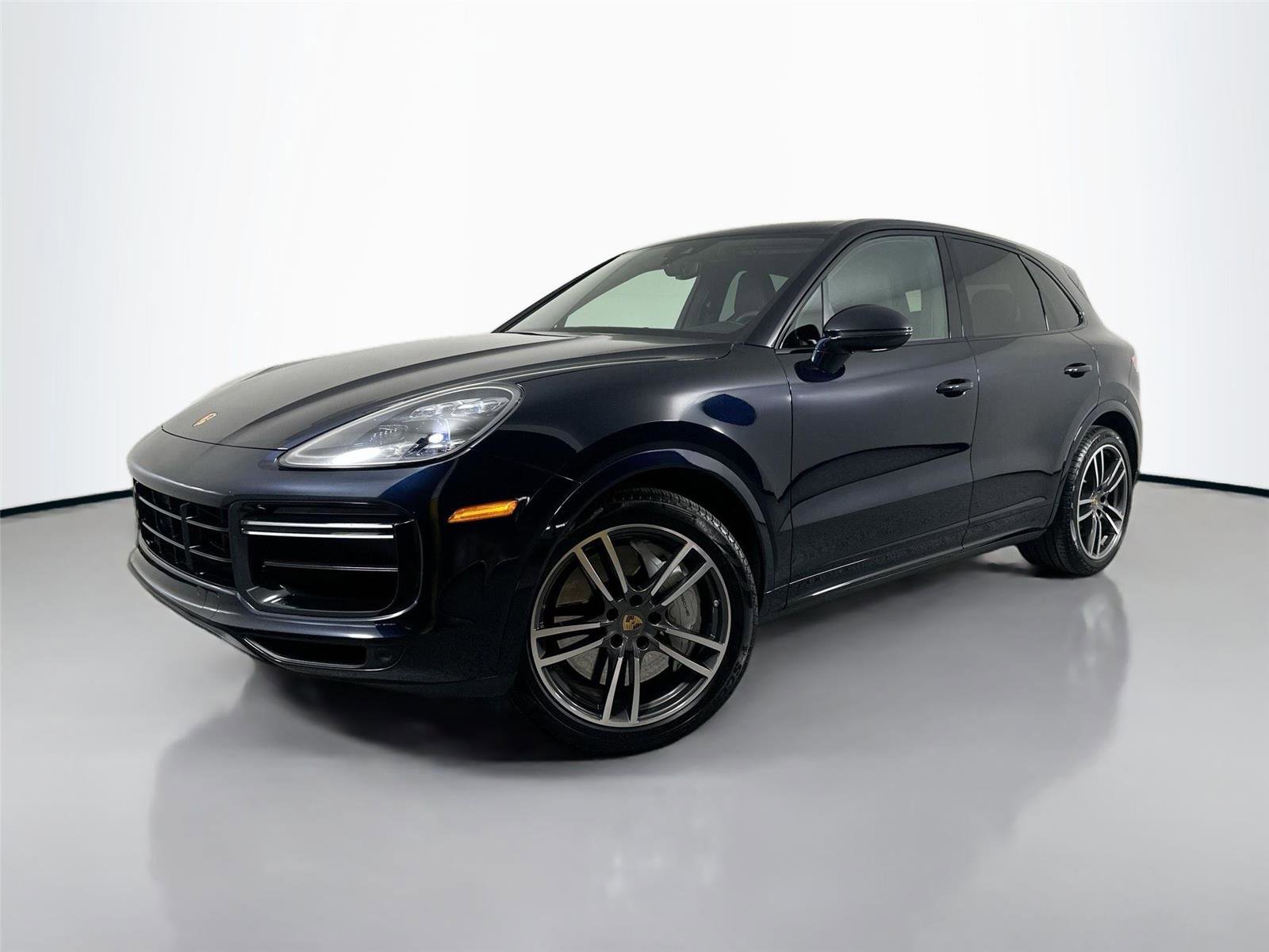 Certified 2022 Porsche Cayenne Turbo AWD/4WD image 1