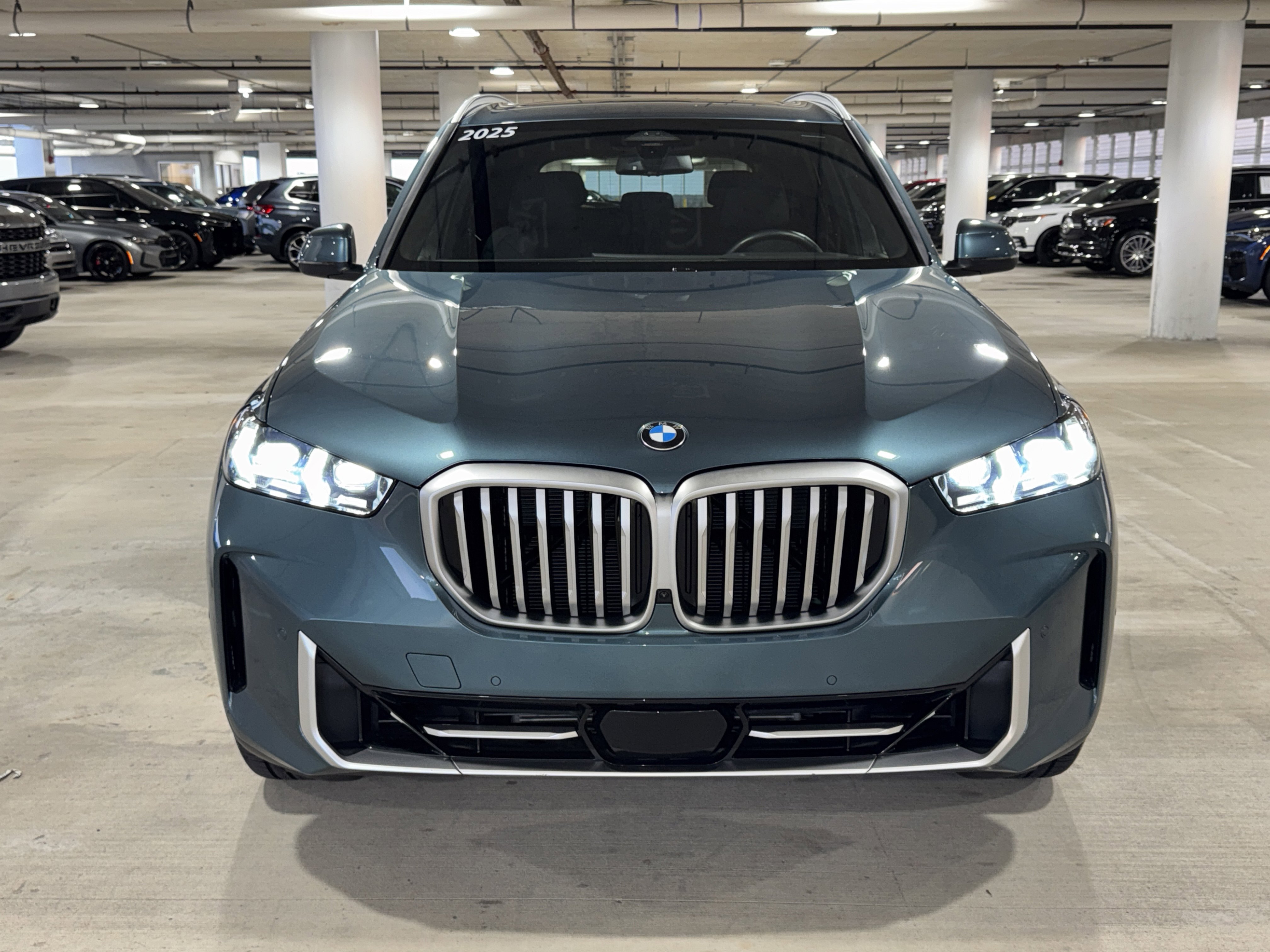 Used 2025 BMW X5 xDrive40i image 3