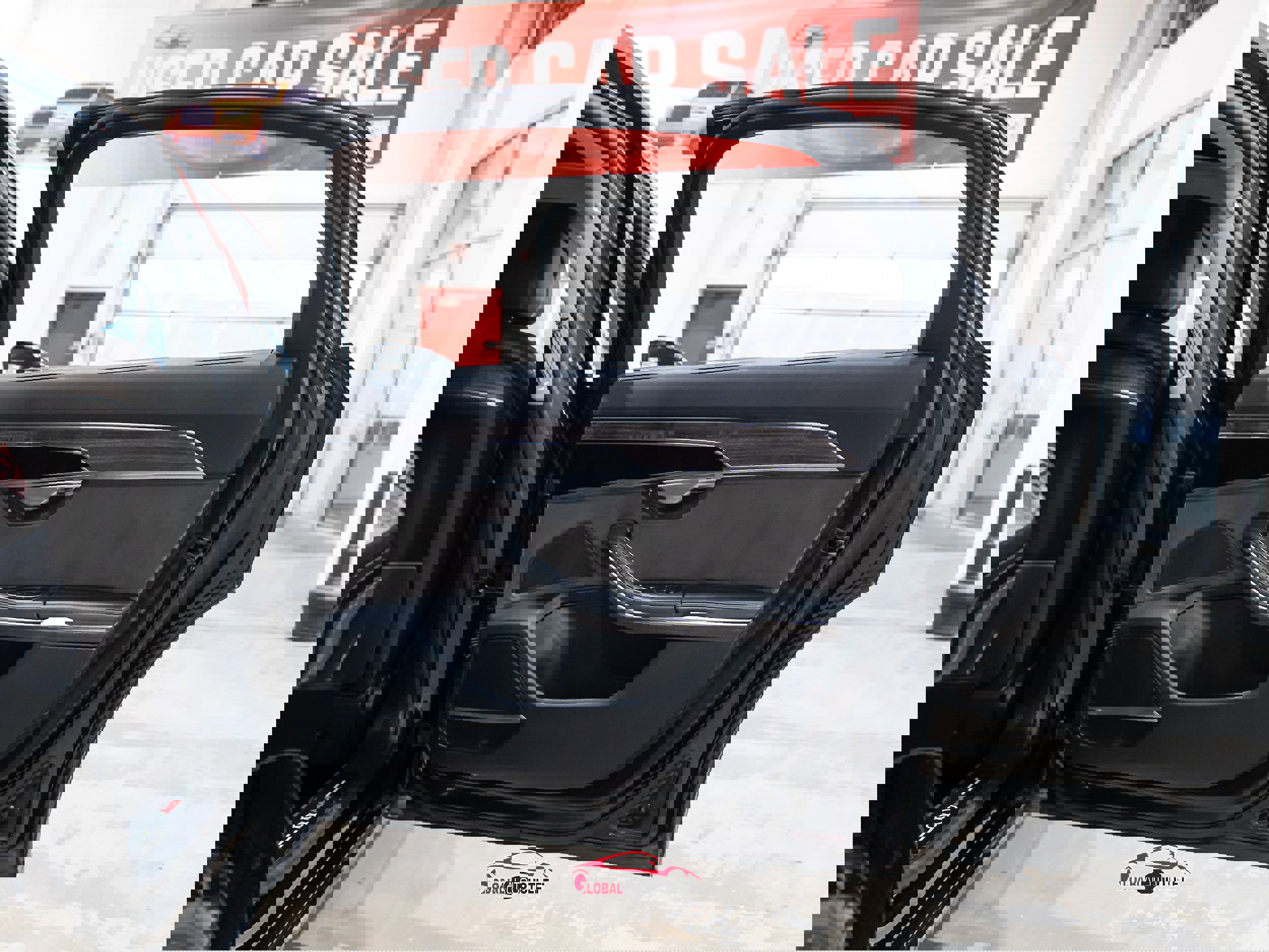 Used 2021 Audi A8 L 4.0T w/ Interior Protection Package image 47