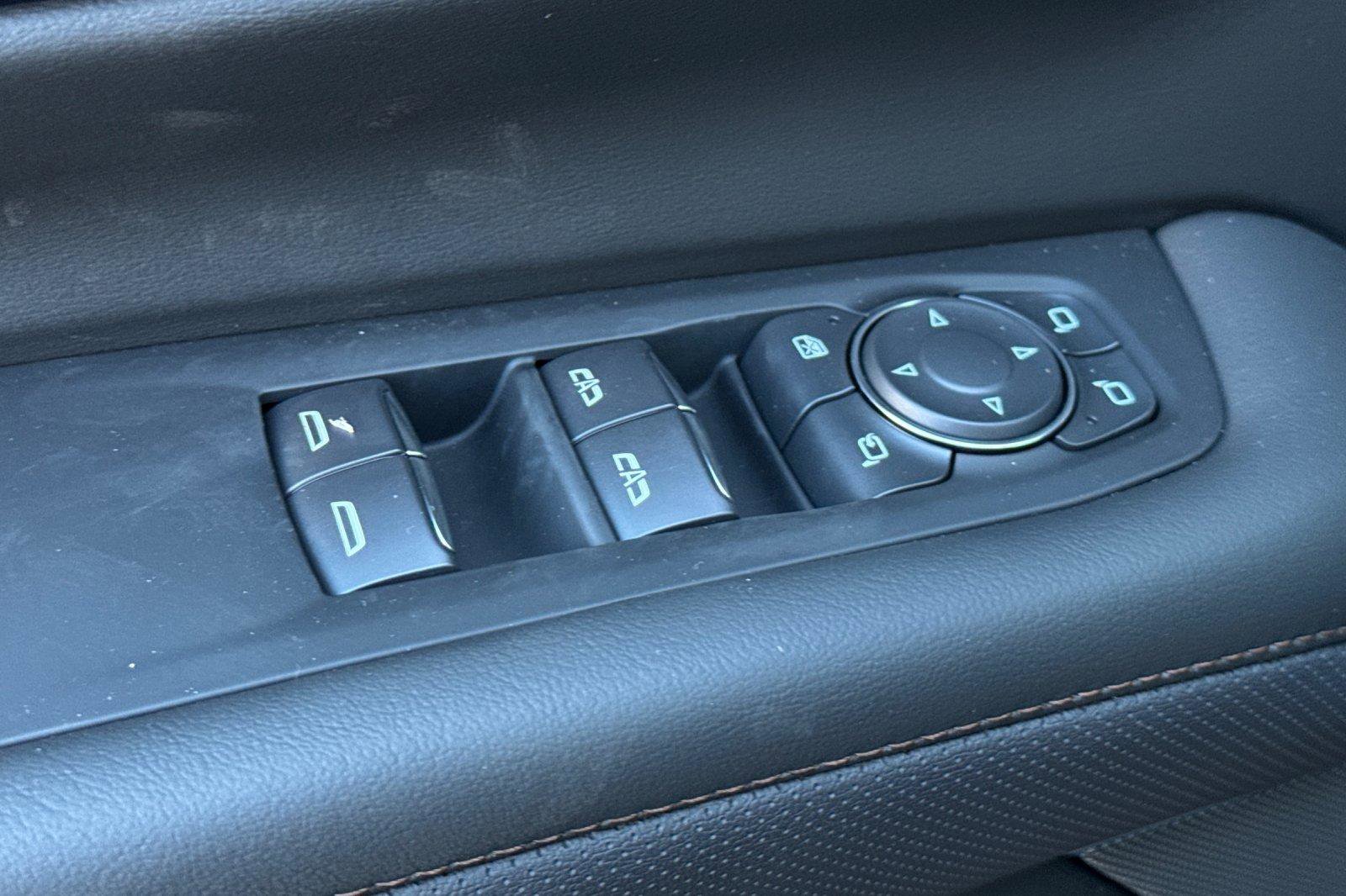 New 2026 Chevrolet Suburban High Country image 14