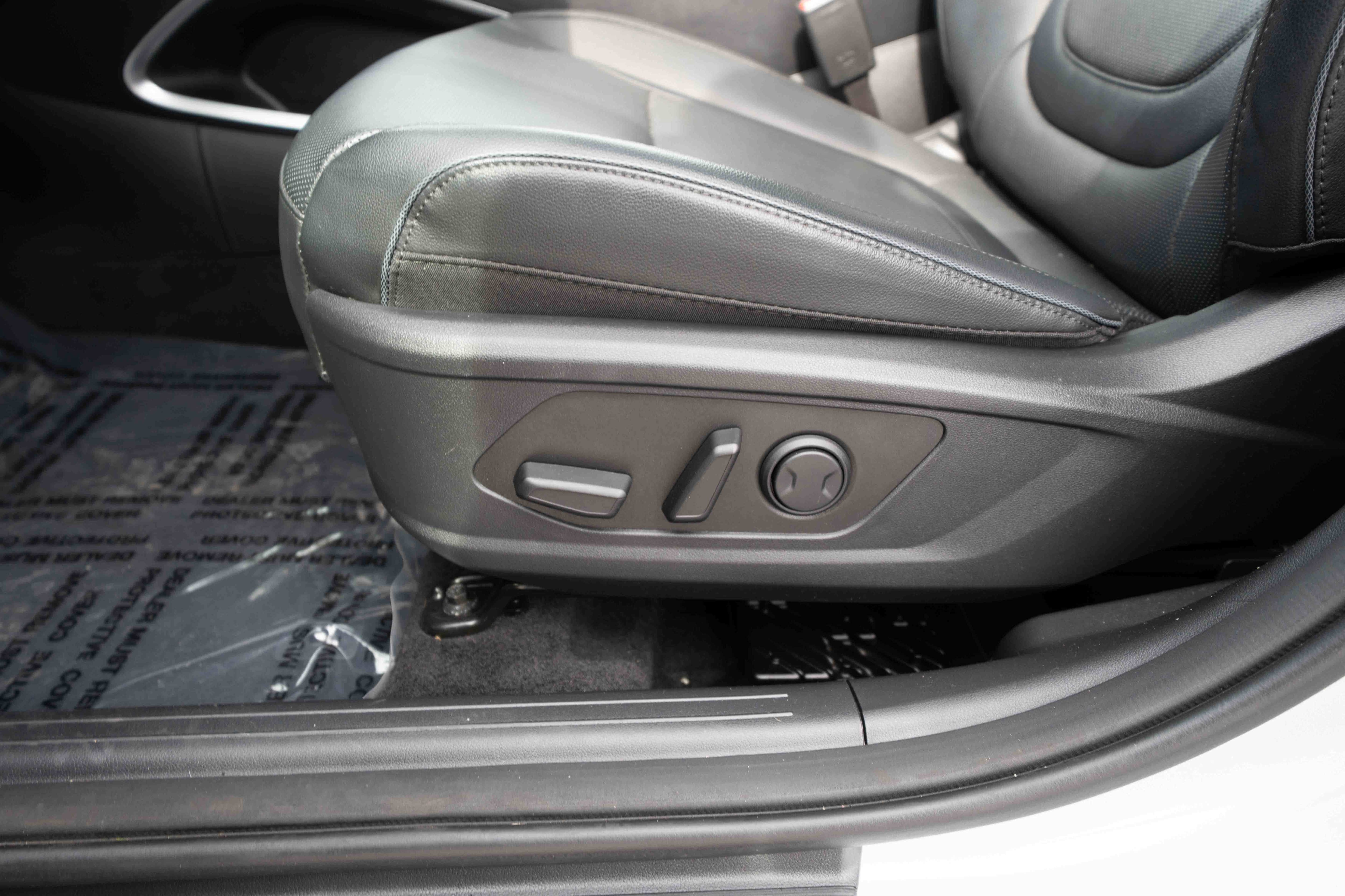 Used 2024 Hyundai Tucson Limited AWD/4WD image 12