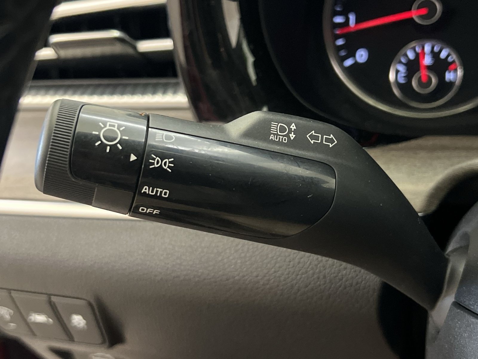 Used 2022 Kia K5 EX FWD image 35