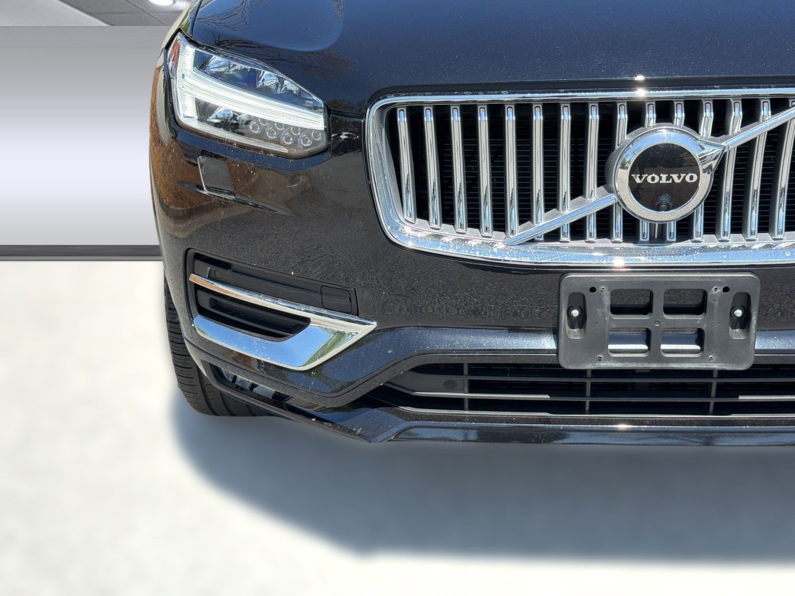 Certified 2023 Volvo XC90 B6 Ultimate w/ Lounge Package AWD/4WD image 11