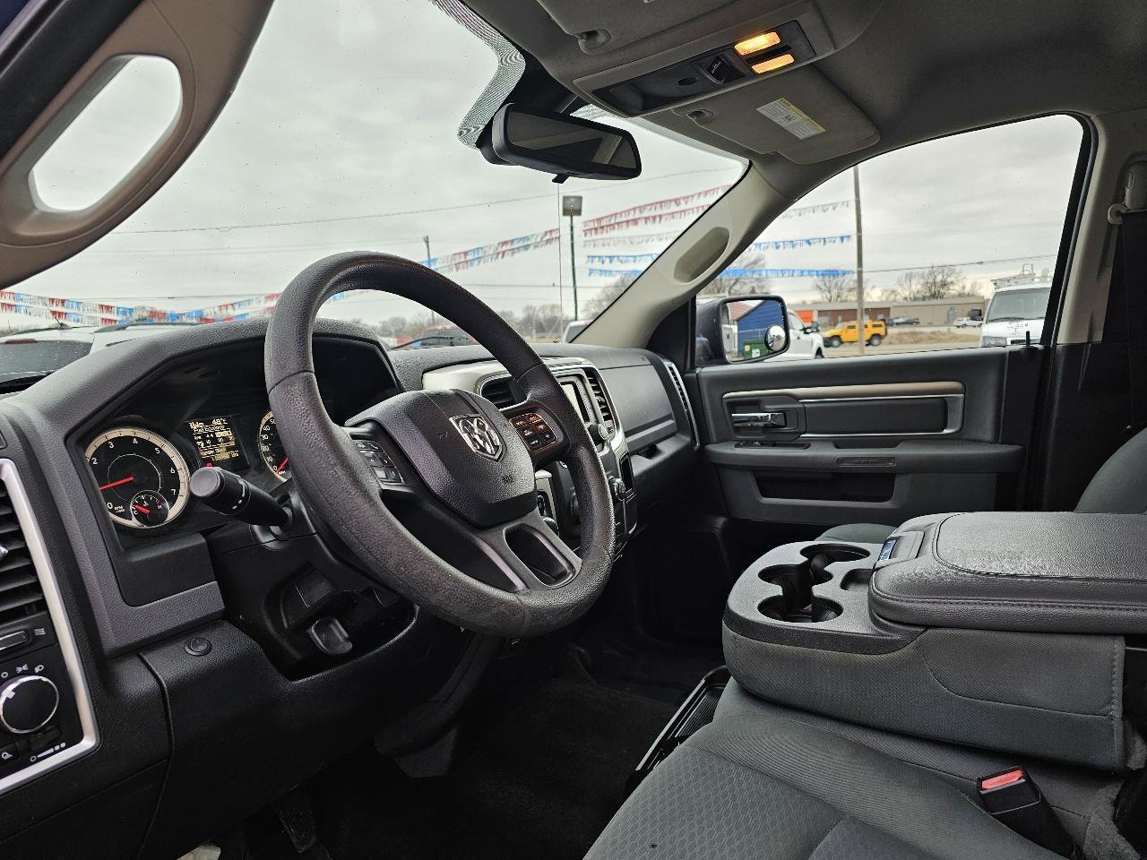 Used 2016 RAM 1500 Classic SLT image 6